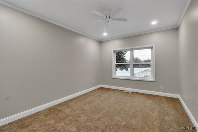 5200 Berg Road, West Seneca, NY 14218