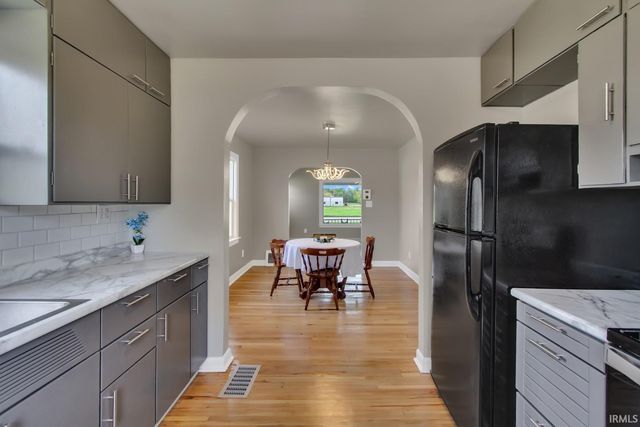 2816 E Morgan Avenue, Evansville, IN 47711