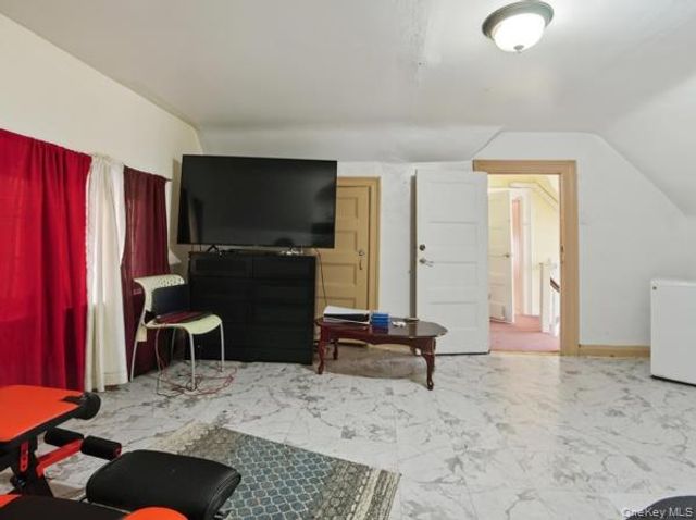 2448 Devoe Terrace, Bronx, NY 10468