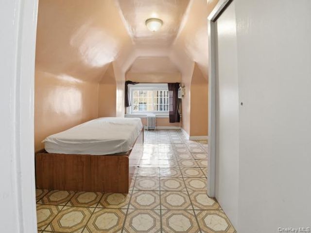 2448 Devoe Terrace, Bronx, NY 10468