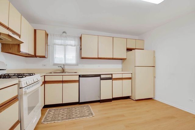 5960 Lake Bluff Drive 302, Tinley Park, IL 60477