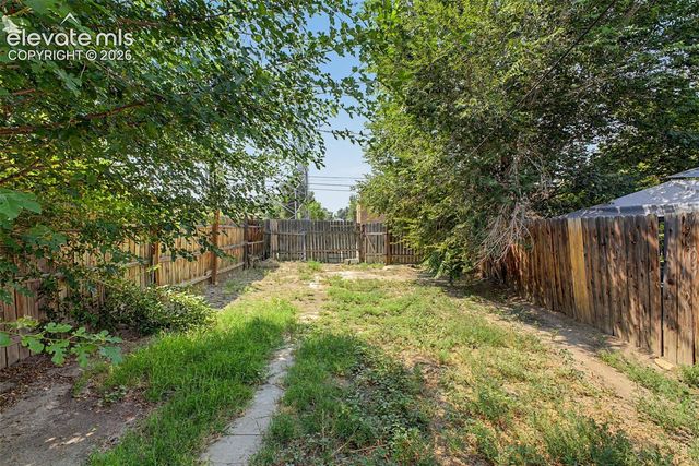 608 E 10th Street, Pueblo, CO 81001