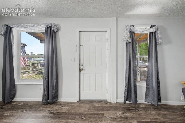 608 E 10th Street, Pueblo, CO 81001