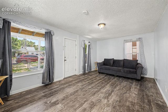 608 E 10th Street, Pueblo, CO 81001