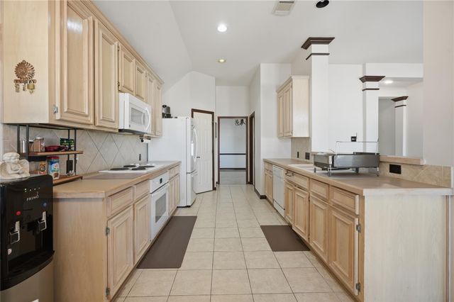 4312 Running Pine Drive, League City, TX 77573