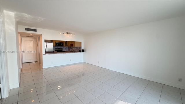 100 Bayview Drive 509, Sunny Isles Beach, FL 33160
