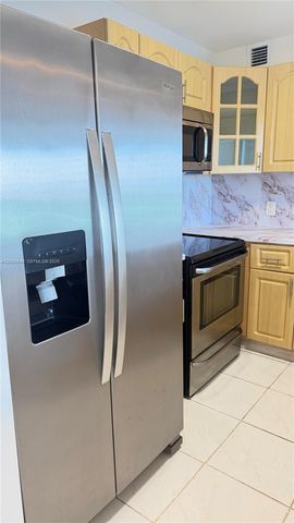 100 Bayview Drive 509, Sunny Isles Beach, FL 33160