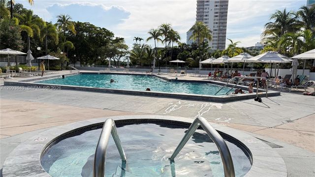 100 Bayview Drive 509, Sunny Isles Beach, FL 33160