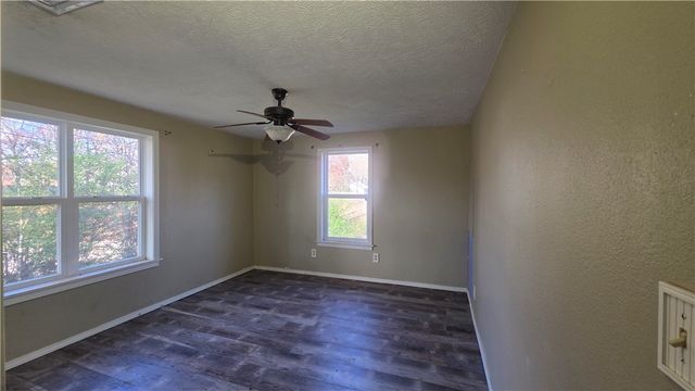 203 South Street, Flippin, AR 72634