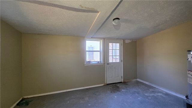 203 South Street, Flippin, AR 72634