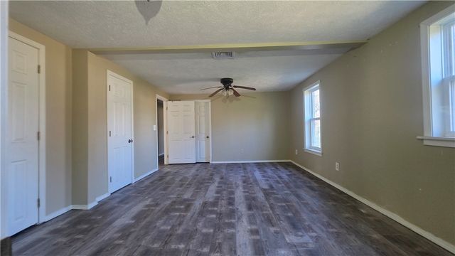 203 South Street, Flippin, AR 72634