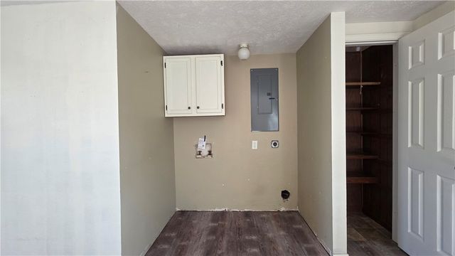 203 South Street, Flippin, AR 72634