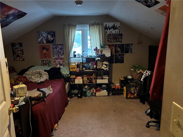 15 Layton St, Lyons, NY 14489