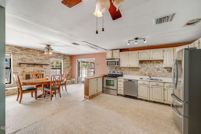 398 Wilson Avenue, Satellite Beach, FL 32937