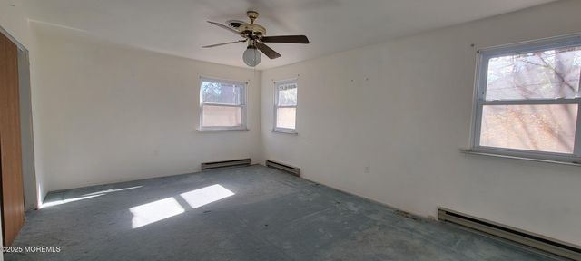 6 Holyoke Court, Whiting, NJ 08759