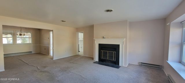 6 Holyoke Court, Whiting, NJ 08759