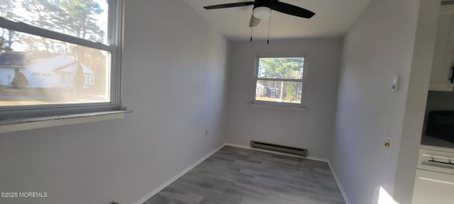 6 Holyoke Court, Whiting, NJ 08759