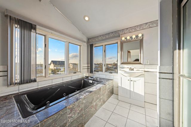 22 S Dayton Drive, Little Egg Harbor, NJ 08087