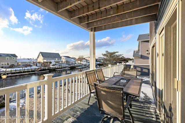 22 S Dayton Drive, Little Egg Harbor, NJ 08087