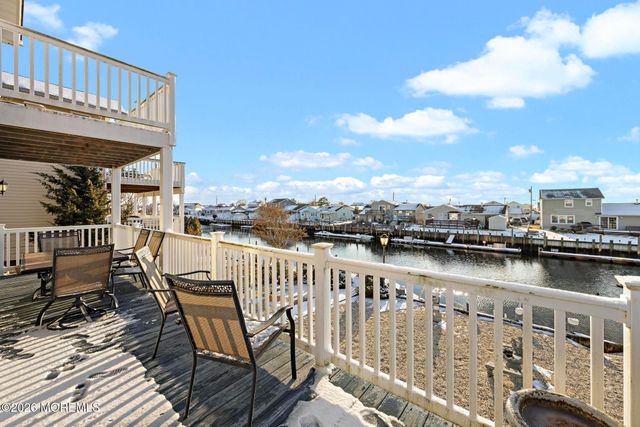 22 S Dayton Drive, Little Egg Harbor, NJ 08087