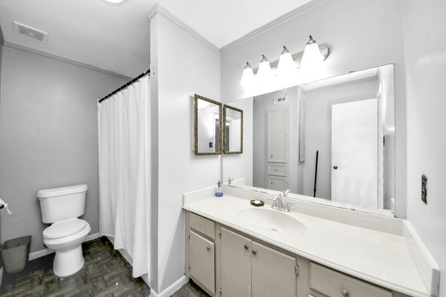 4725 Indian Trail 3, Baytown, TX 77521