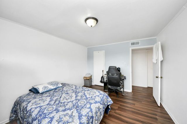 4725 Indian Trail 3, Baytown, TX 77521