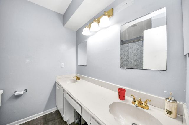 4725 Indian Trail 3, Baytown, TX 77521