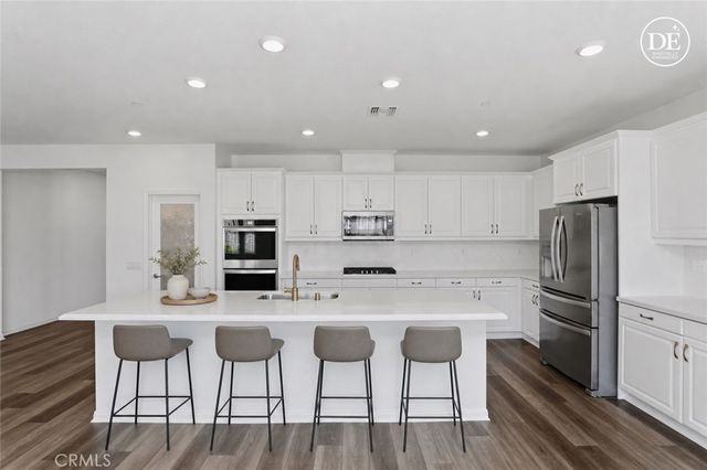 21159 Blue Jeans Court, Riverside, CA 92507