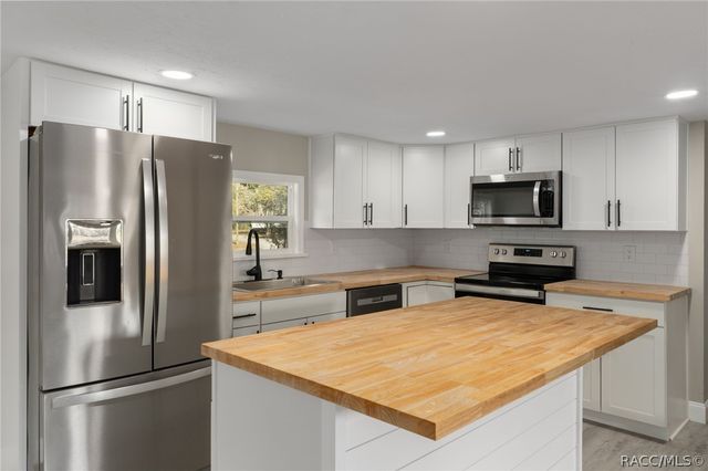 5951 N Tsala Apopka Drive, Hernando, FL 34442