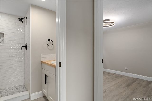 5951 N Tsala Apopka Drive, Hernando, FL 34442