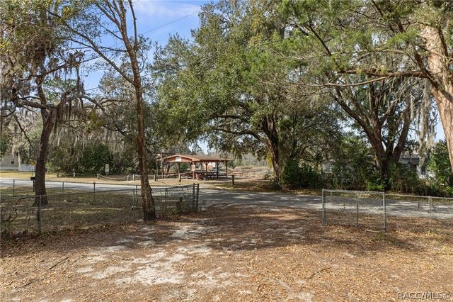 5951 N Tsala Apopka Drive, Hernando, FL 34442