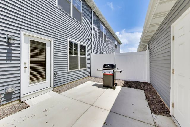 11809 Kentucky Street, Crown Point, IN 46307