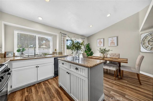 3956 Klamath River, Ontario, CA 91761