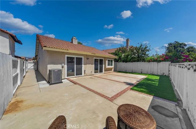 3956 Klamath River, Ontario, CA 91761