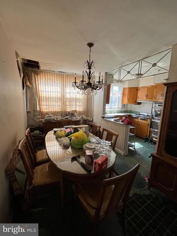 6615 N LAWRENCE ST, Philadelphia, PA 19126