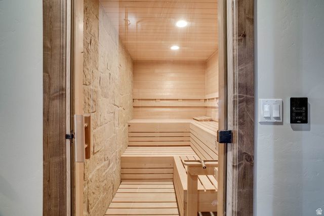 3203 E KINGS CREST CT, Heber City, UT 84032