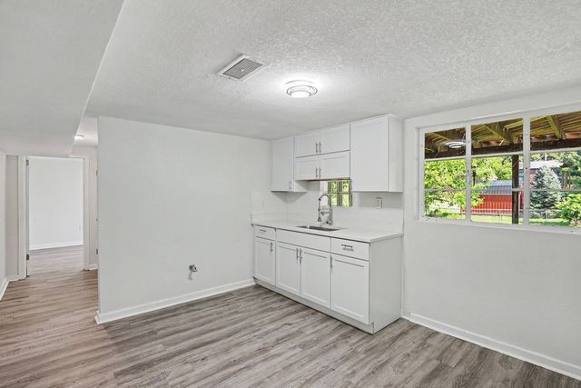 6903 Colby Avenue, Windsor Heights, IA 50324