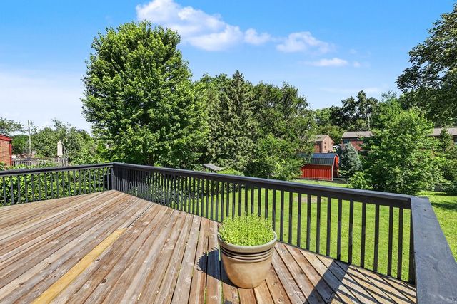 6903 Colby Avenue, Windsor Heights, IA 50324