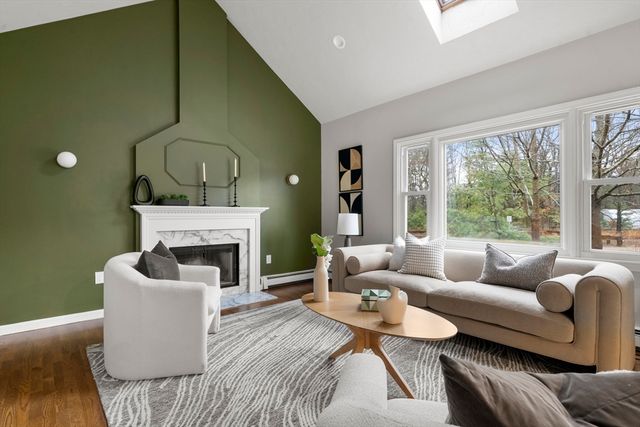 87 Fisher Street, Needham, MA 02492