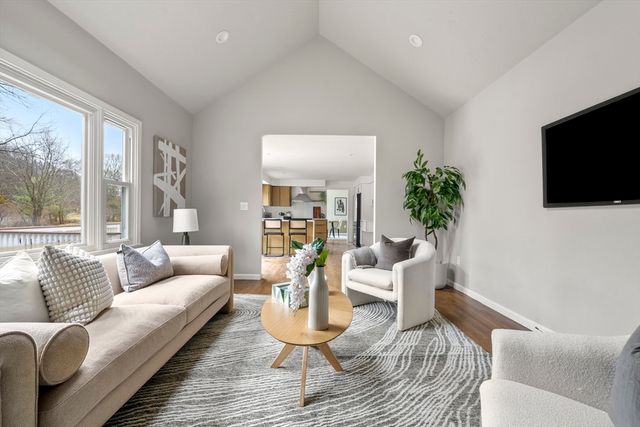 87 Fisher Street, Needham, MA 02492