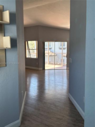2008 SE 26th Ln 204, Homestead, FL 33035