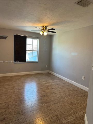 2008 SE 26th Ln 204, Homestead, FL 33035