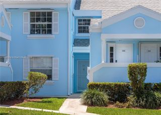 2008 SE 26th Ln 204, Homestead, FL 33035