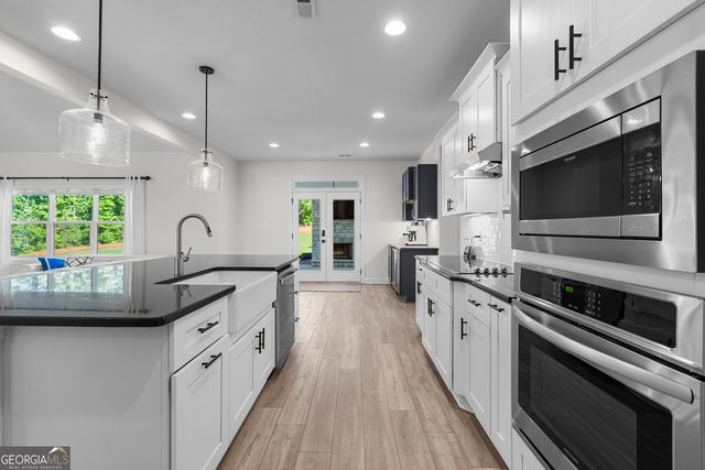 93 Paige Court, Newnan, GA 30263