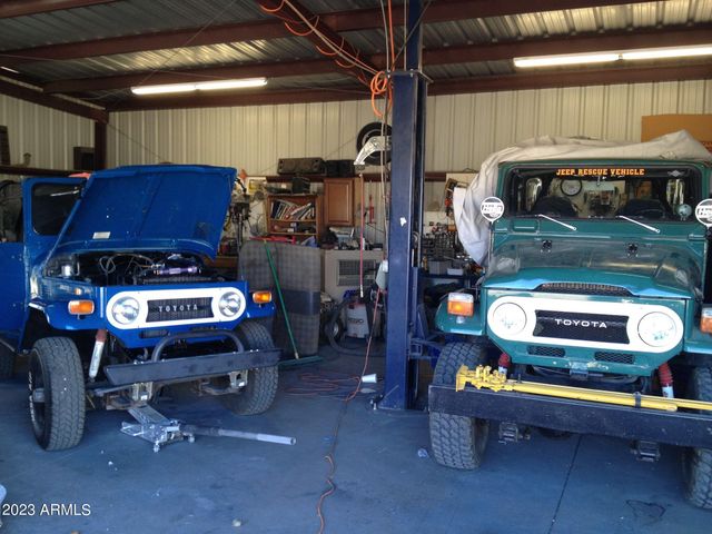 37210 N 22ND Street, Phoenix, AZ 85086