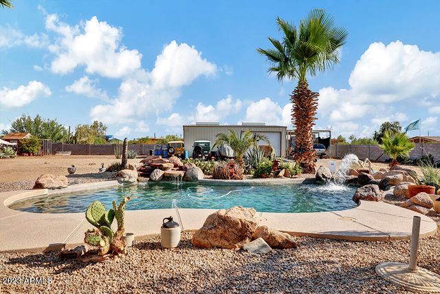 37210 N 22ND Street, Phoenix, AZ 85086