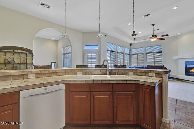 37210 N 22ND Street, Phoenix, AZ 85086