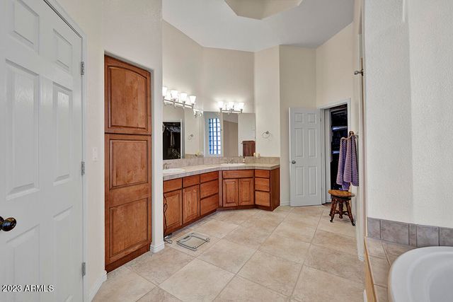 37210 N 22ND Street, Phoenix, AZ 85086