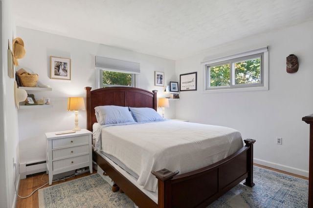 2 Hemlock Circle, Dover, NH 03820