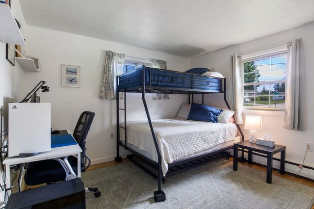 2 Hemlock Circle, Dover, NH 03820